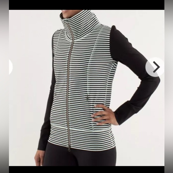 $128 LULULEMON 6 Full Zip Jacket Daily Yoga Striped Mint Moment‎ - Picture 1 of 9